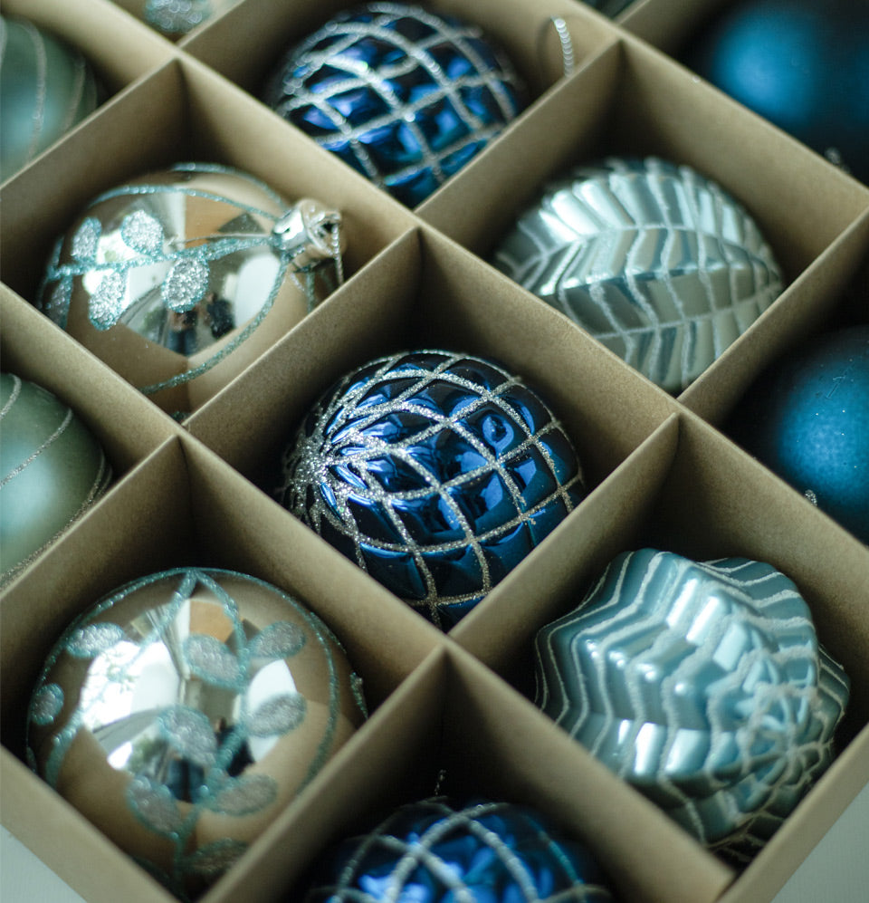 Bauble Set Blue & Silver