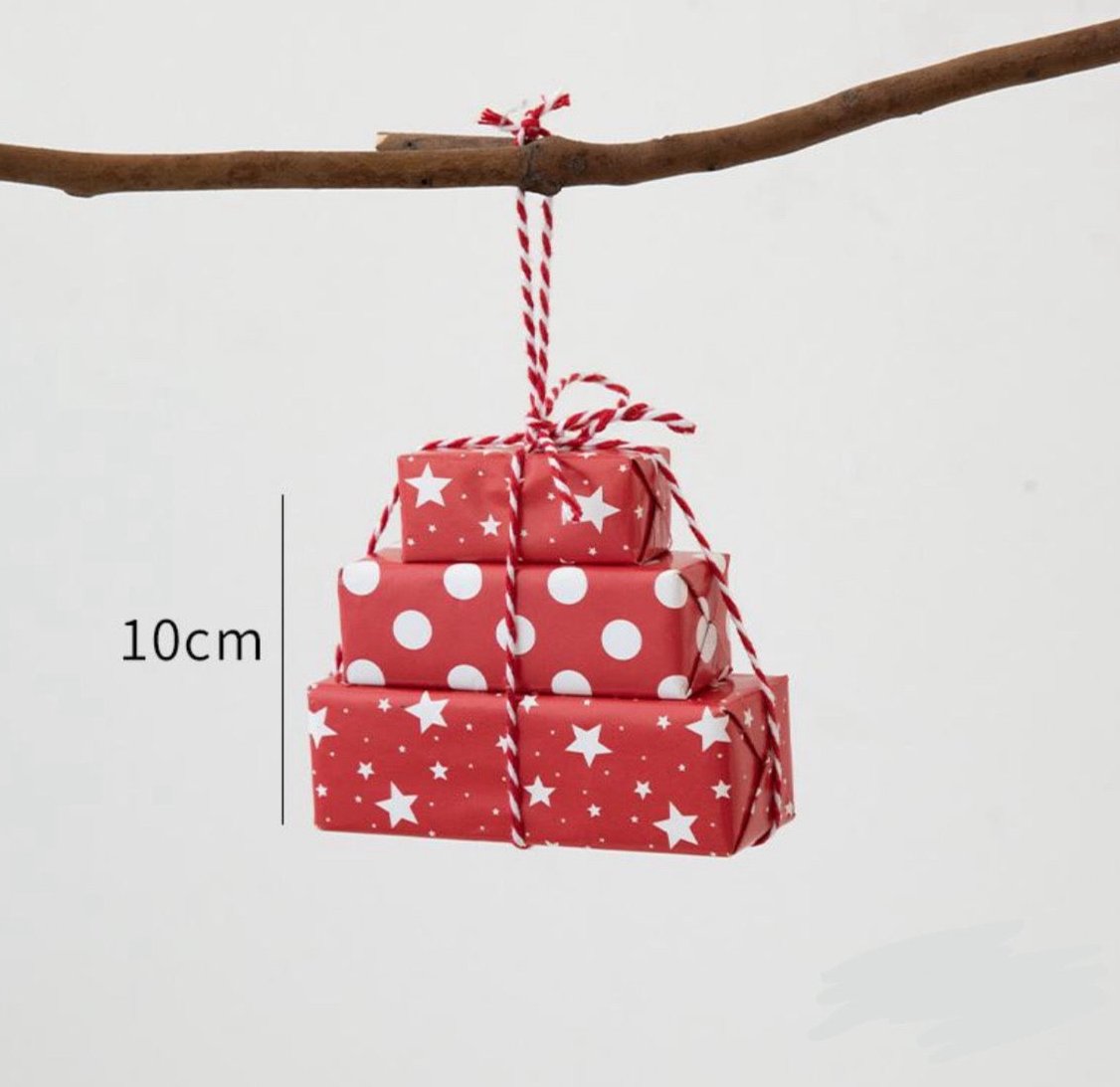 Red stacked gift ornament