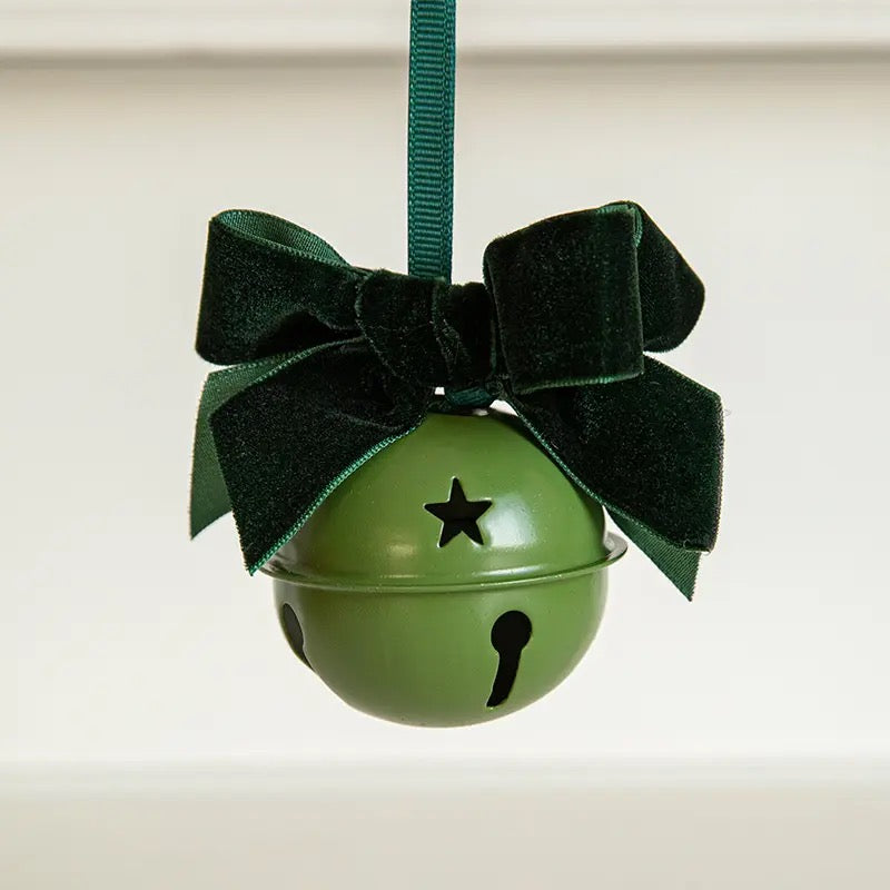 Metal bauble with a bow