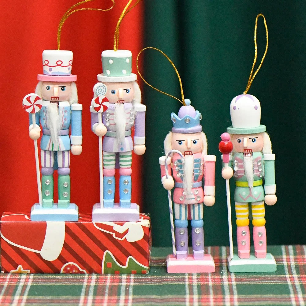 Pastel nutcracker set of 4